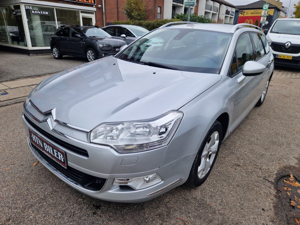 Citroën C5 2,0 HDi 140 Comfort Tourer 5d