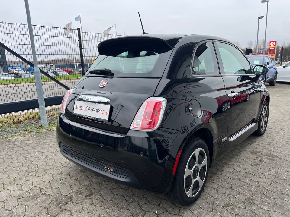 Fiat 500e 24 Action 3d