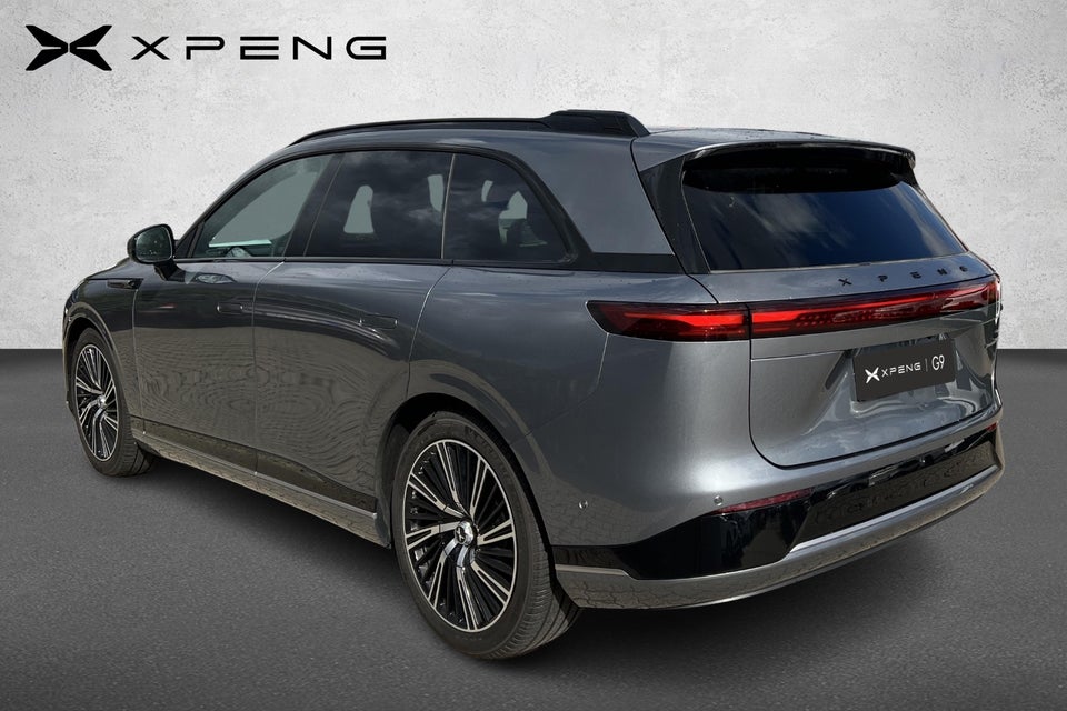 Xpeng G9 Performance 5d