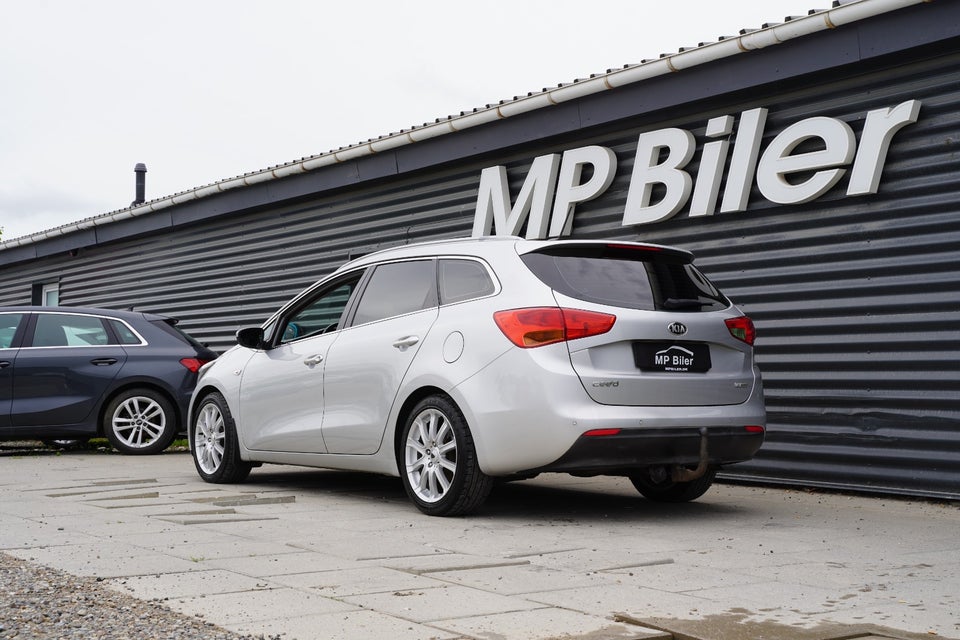 Kia Ceed 1,6 CRDi 128 World Cup SW 5d