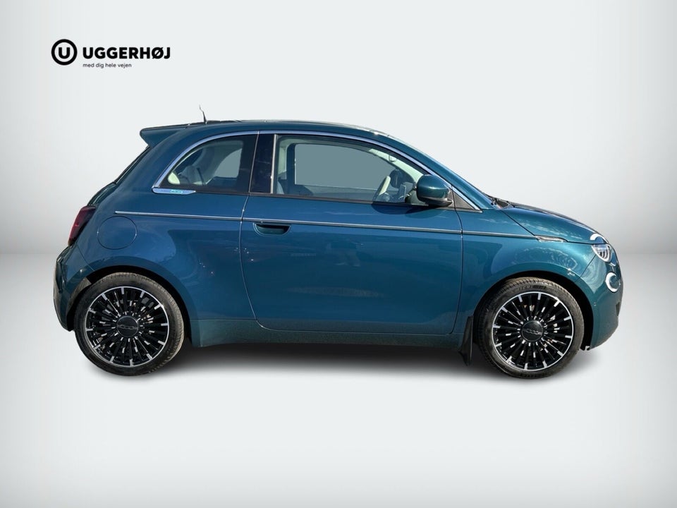 Fiat 500e 42 la Prima Sky 3d