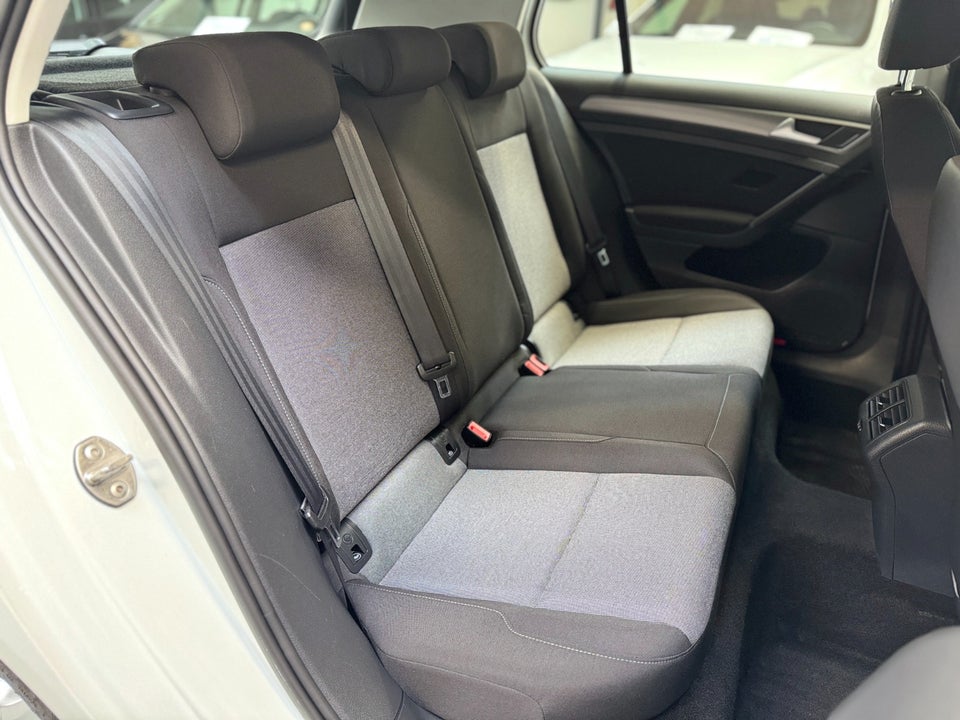 VW Golf VII 1,4 TSi 122 Edition 40 DSG BMT 5d