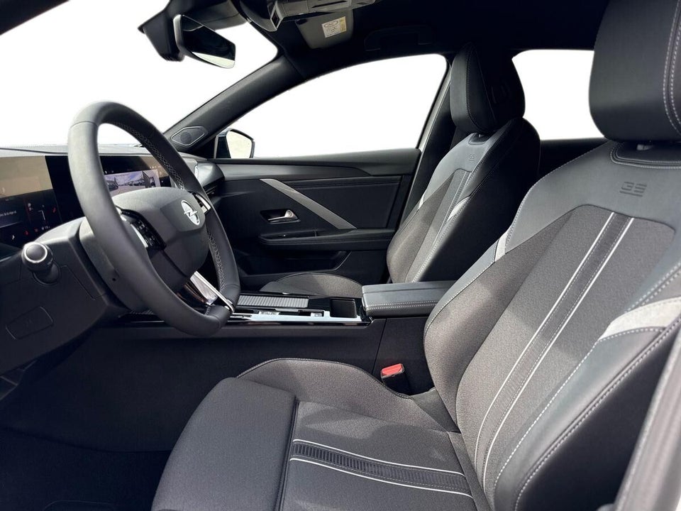 Opel Astra-e 54 Sports Tourer 5d