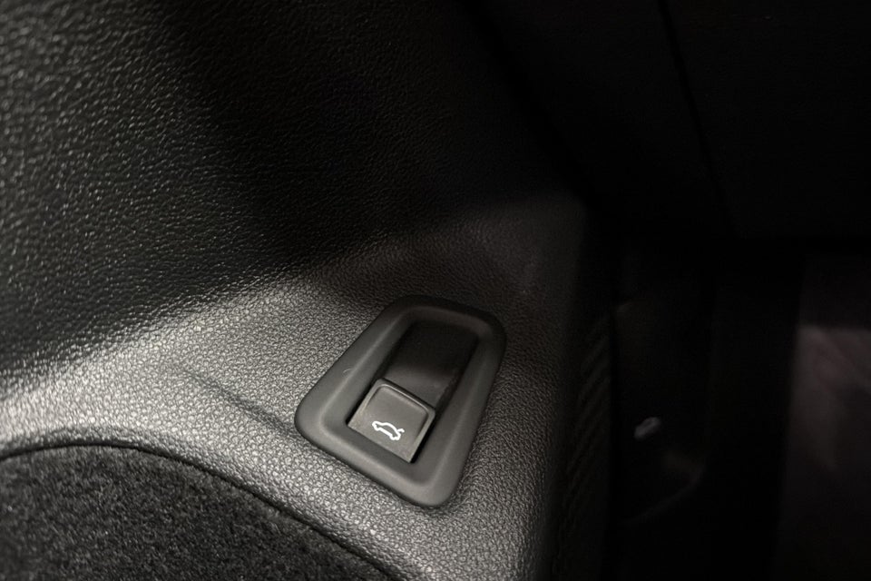VW Golf VIII 1,5 eTSi 150 Style Variant DSG 5d