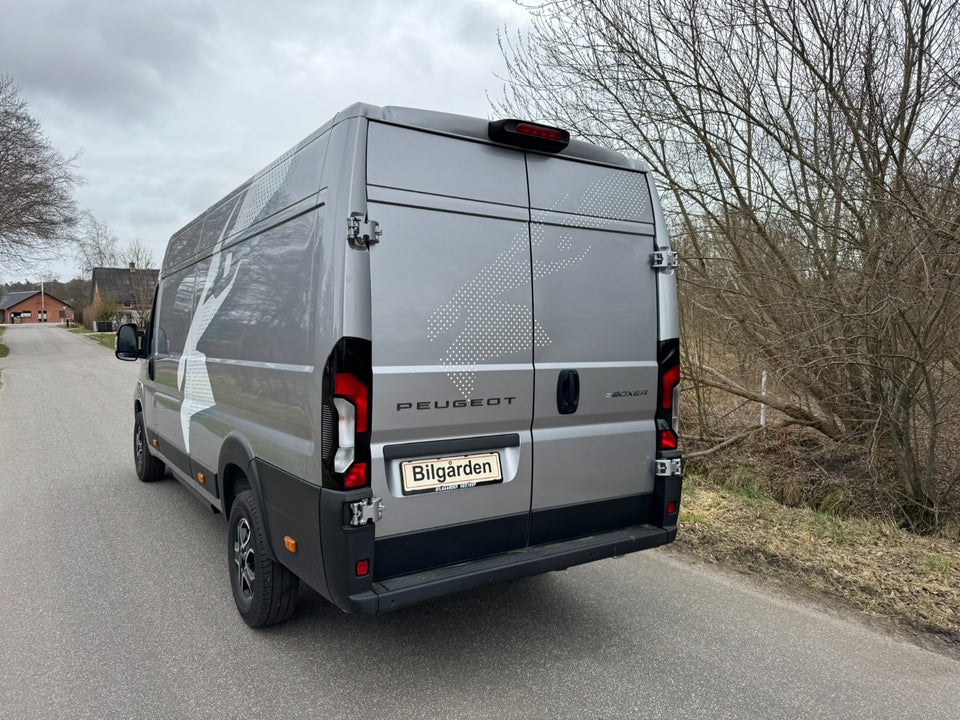 Peugeot e-Boxer 435 110 L4H2 Premium