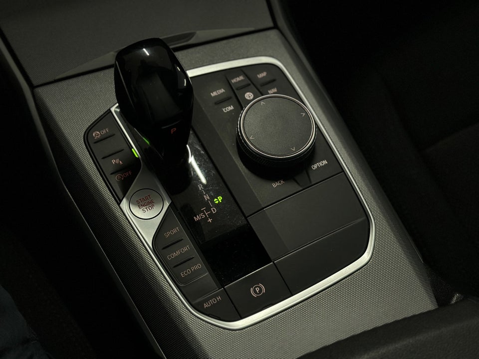 BMW 320d 2,0 Touring Advantage aut. 5d