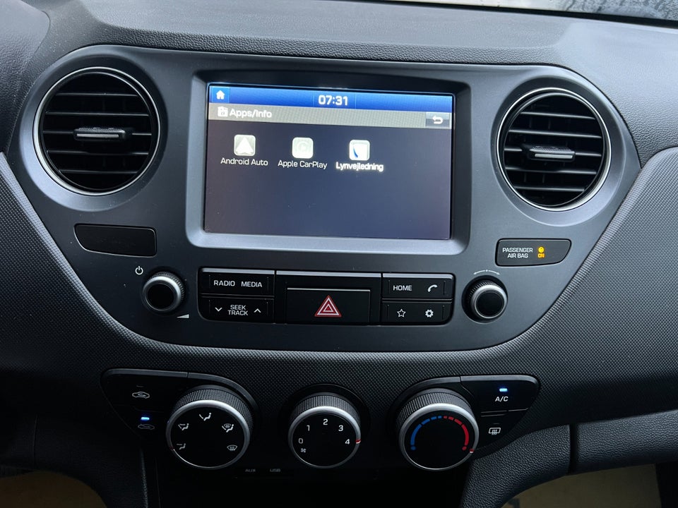 Hyundai i10 1,0 Touch 5d