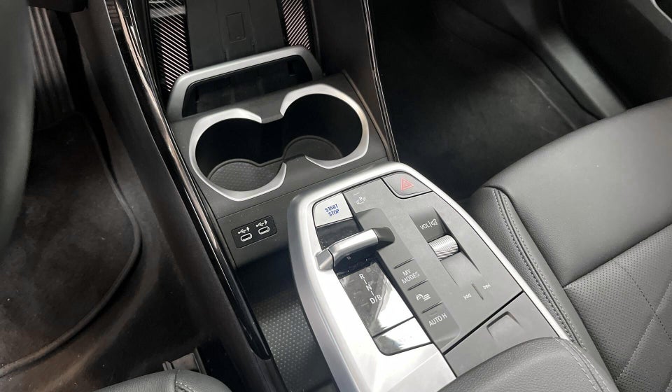 BMW iX1 xDrive30 X-Line 5d