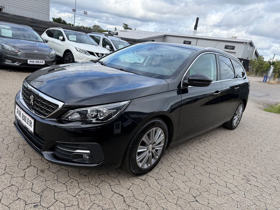 Peugeot 308 1,6 BlueHDi 120 Allure Sky SW 5d