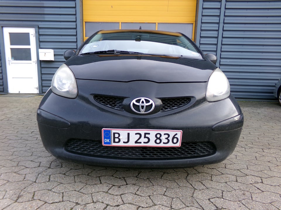 Toyota Aygo 1,0 Plus 5d