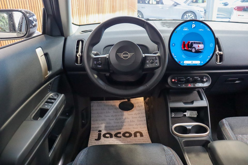 MINI Countryman E Essential Trim XS 5d