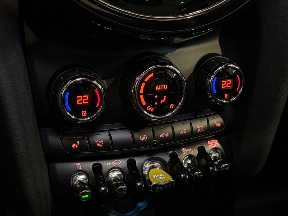 MINI Cooper SE Maximise 3d