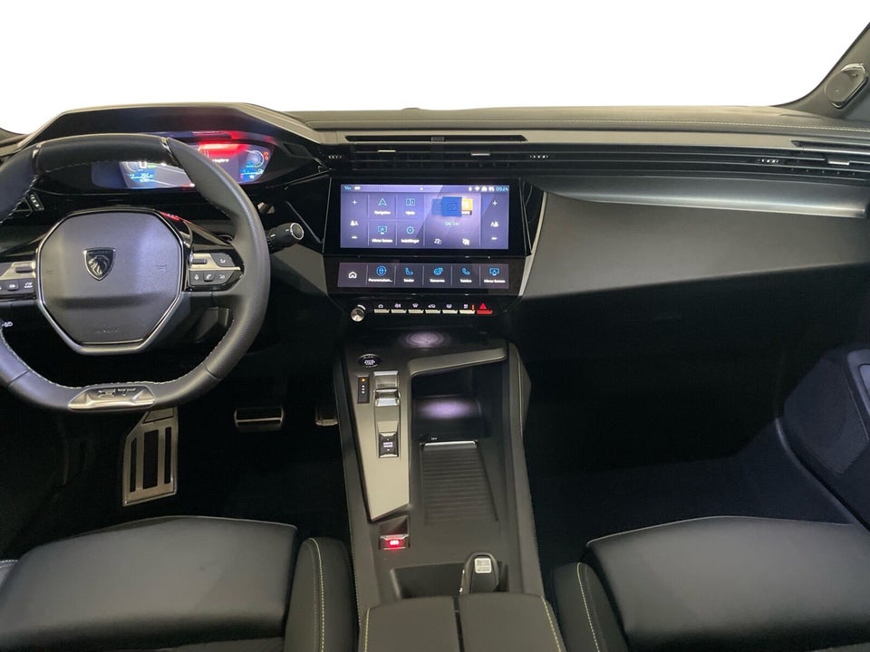 Peugeot e-408 58 GT 5d