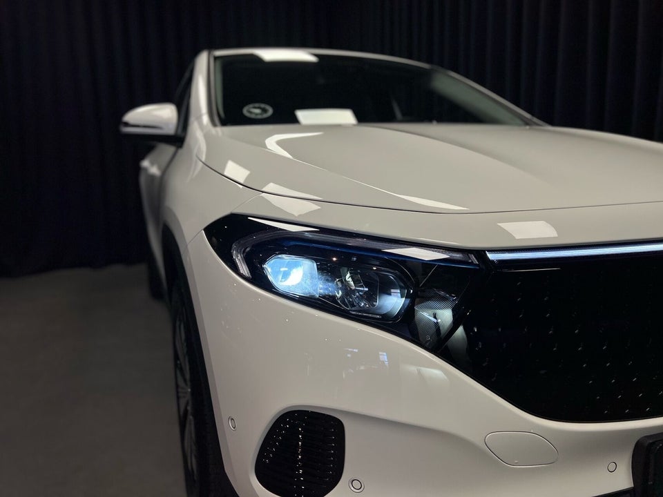 Mercedes EQA250+ Progressive Advance 5d