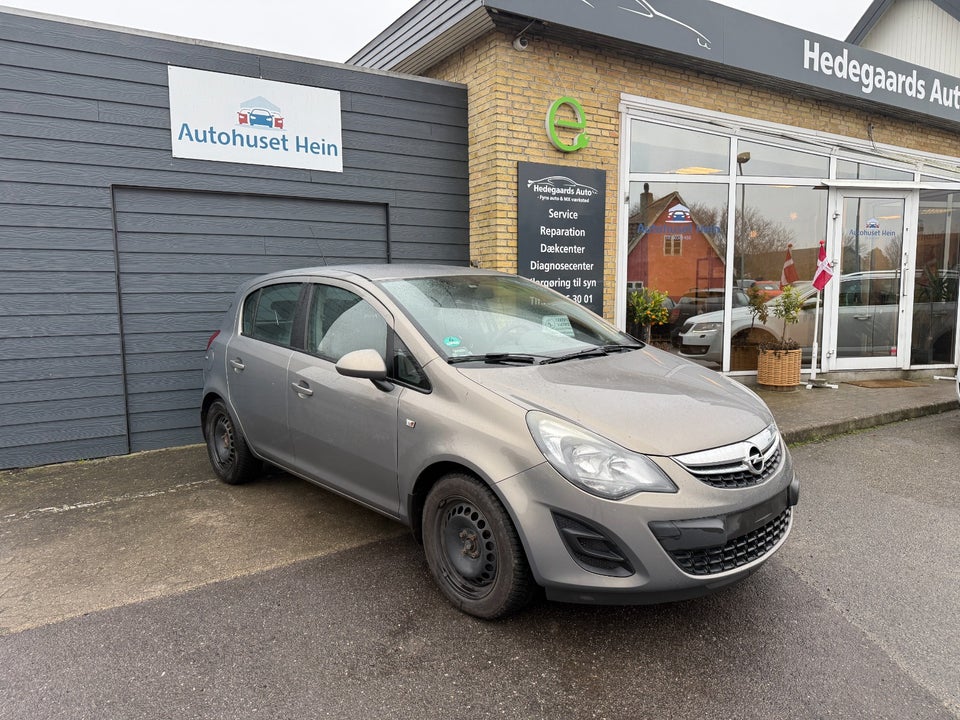 Opel Corsa 1,2 16V Enjoy 5d