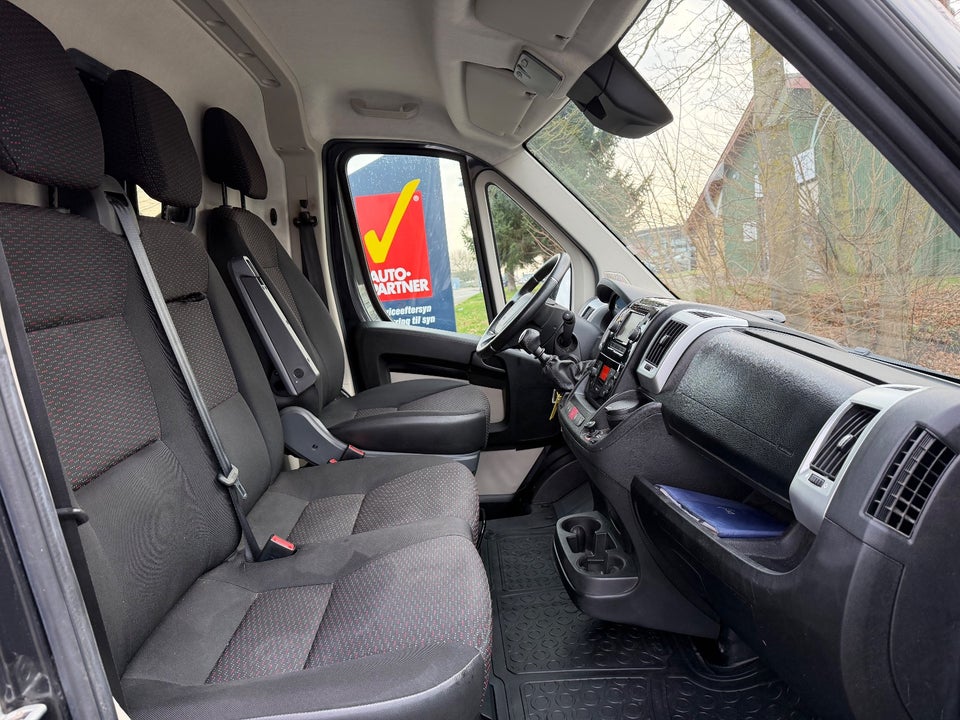 Peugeot Boxer 335 2,0 BlueHDi 163 L2H2 Ultimate