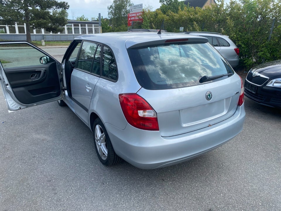 Skoda Fabia 1,2 TSi 86 Ambiente Combi 5d