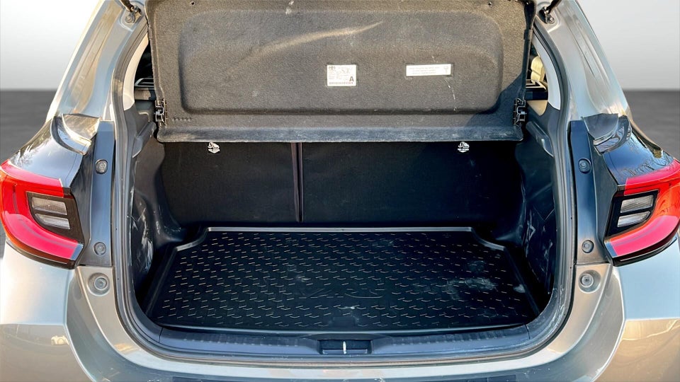 Toyota Yaris 1,5 Hybrid Active Tech e-CVT 5d