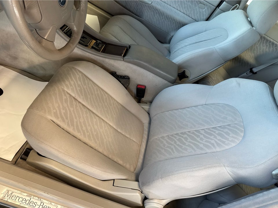 Mercedes CLK200 2,0 aut. 2d