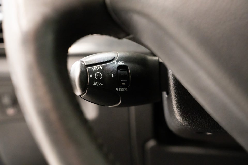 Peugeot 407 1,6 HDi 109 Premium SW 5d