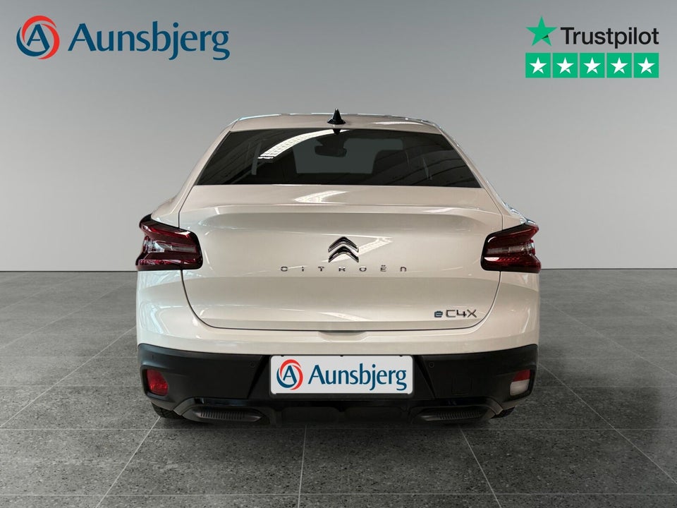 Citroën ë-C4 X 50 Shine 4d