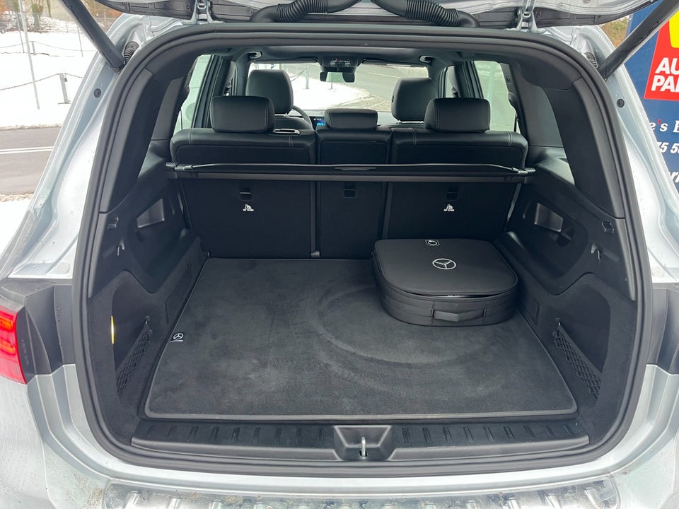Mercedes EQB250+ Progressive 5d