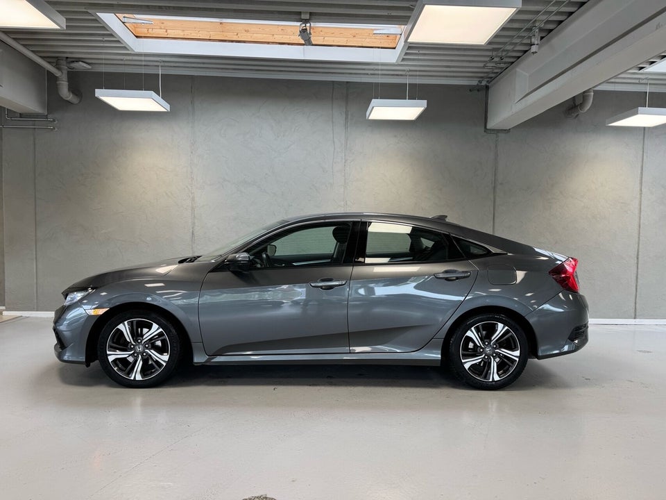 Honda Civic 1,5 VTEC Turbo Elegance CVT 4d