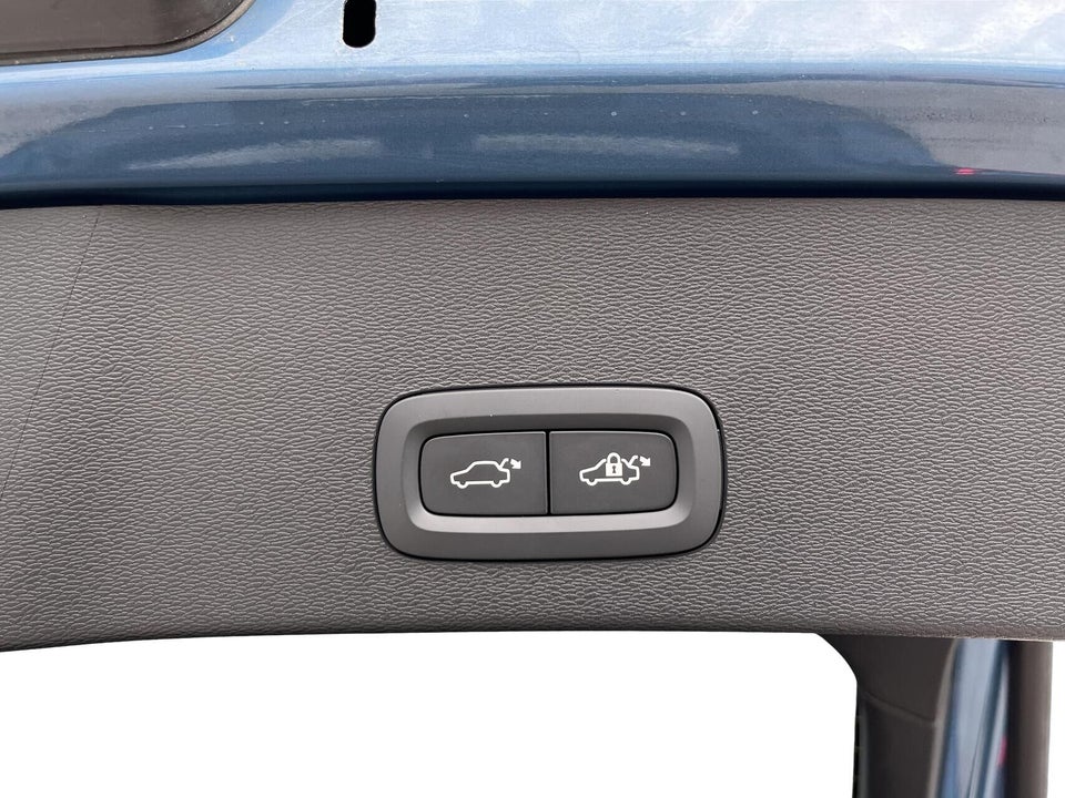 Volvo C40 ReCharge Extended Range Plus 5d