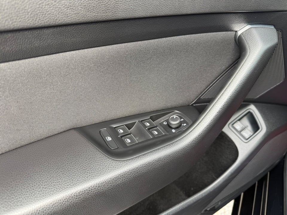 VW Passat 1,4 GTE High Variant DSG 5d