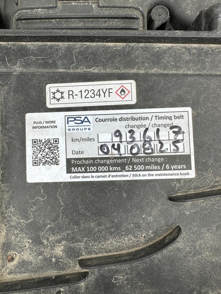 Peugeot 3008 1,2 PureTech 130 Active EAT8 5d