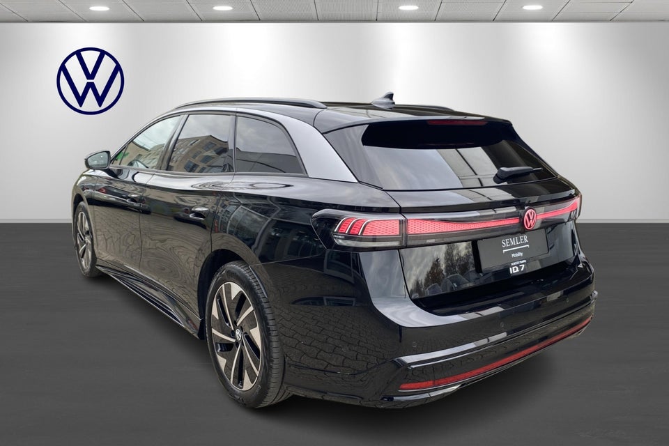 VW ID.7 77 Style Tourer 5d