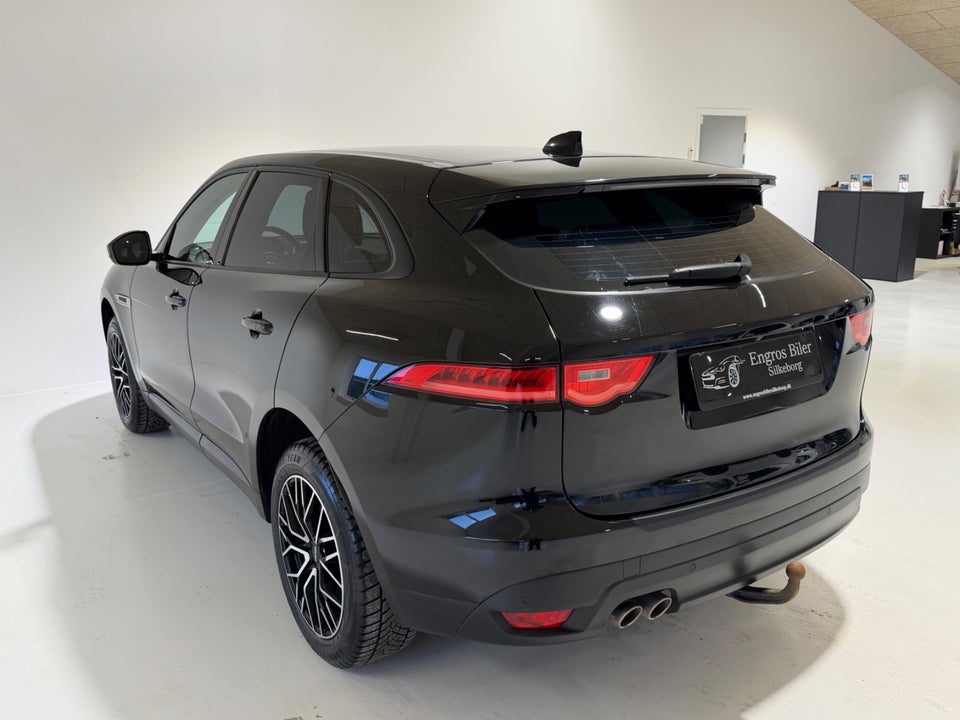 Jaguar F-Pace 2,0 D180 Pure aut. 5d