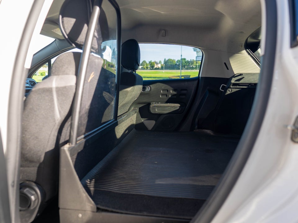 Citroën C3 1,2 PureTech 83 Shine Van 5d