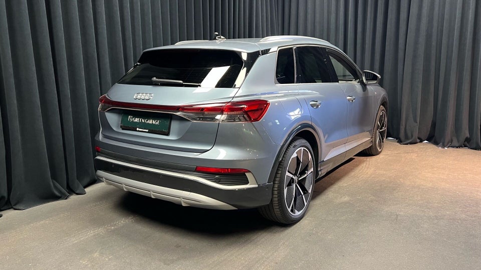 Audi Q4 e-tron 35 S-line 5d