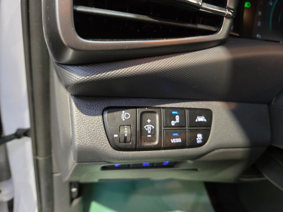 Hyundai Ioniq 1,6 PHEV Premium DCT 5d