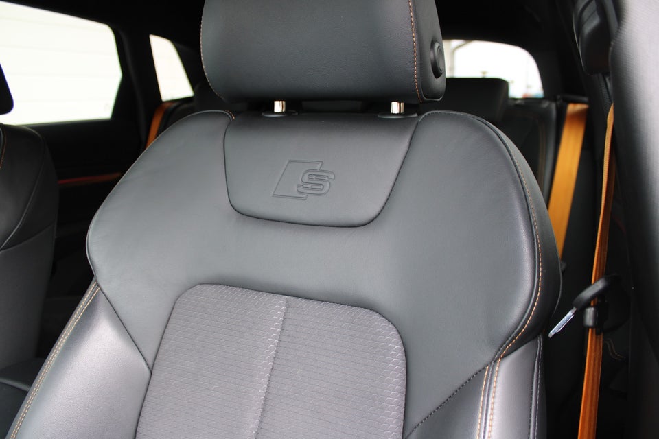 Audi e-tron 55 Black Edition S-line quattro 5d