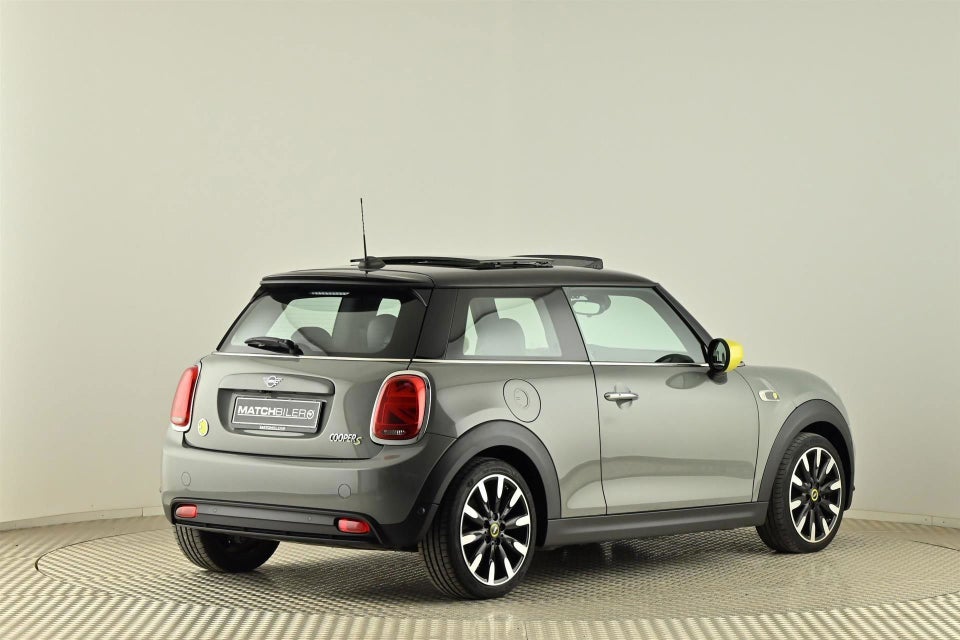 MINI Cooper SE Maximise 3d