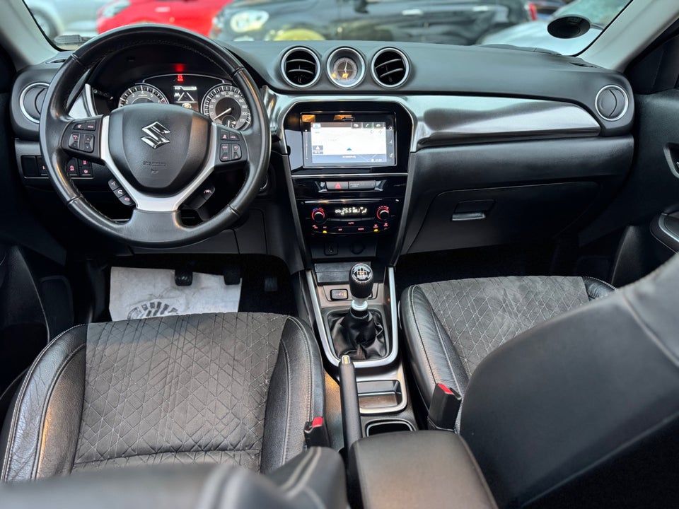 Suzuki Vitara 1,4 mHybrid Adventure 5d