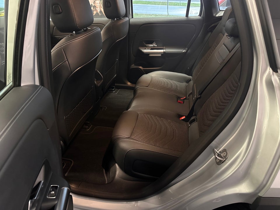 Mercedes EQA250 Progressive 5d