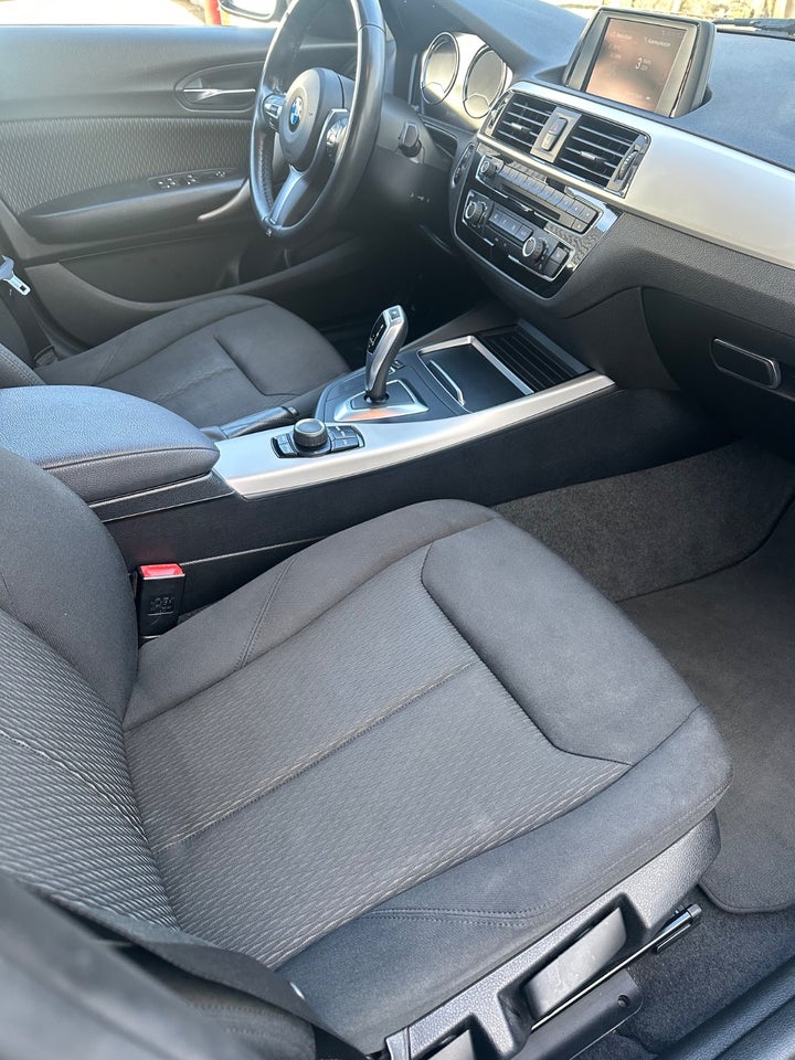 BMW 118i 1,5 Advantage aut. 5d