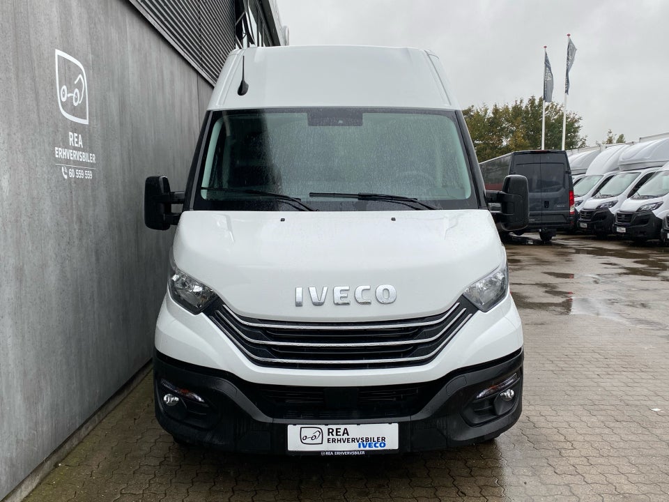 Iveco Daily 3,0 35C18 12m³ Van AG8