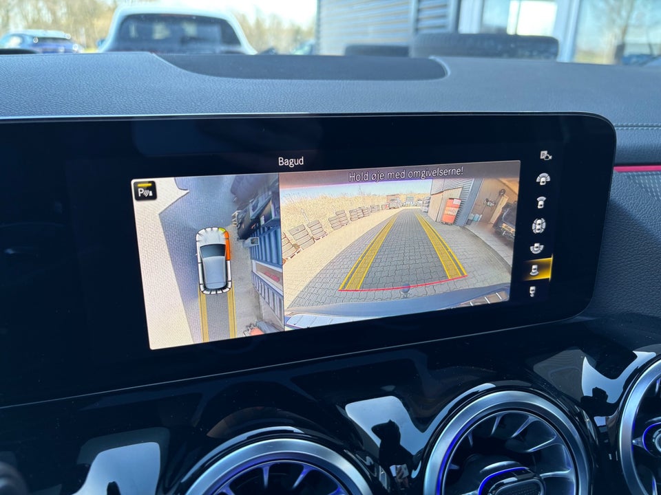 Mercedes EQA350 AMG Line 4Matic 5d