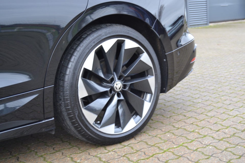 Skoda Enyaq 80x iV Sportline 5d