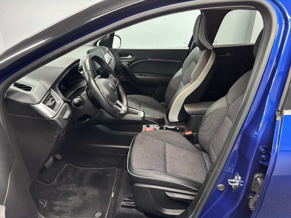 Renault Captur 1,6 E-Tech Intens 5d