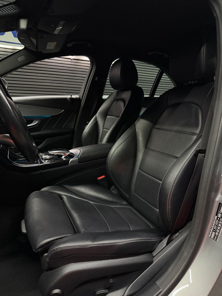 Mercedes C180 1,6 AMG Line aut. 4d