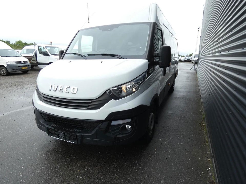 Iveco Daily 2,3 35S16 16m³ Van AG8