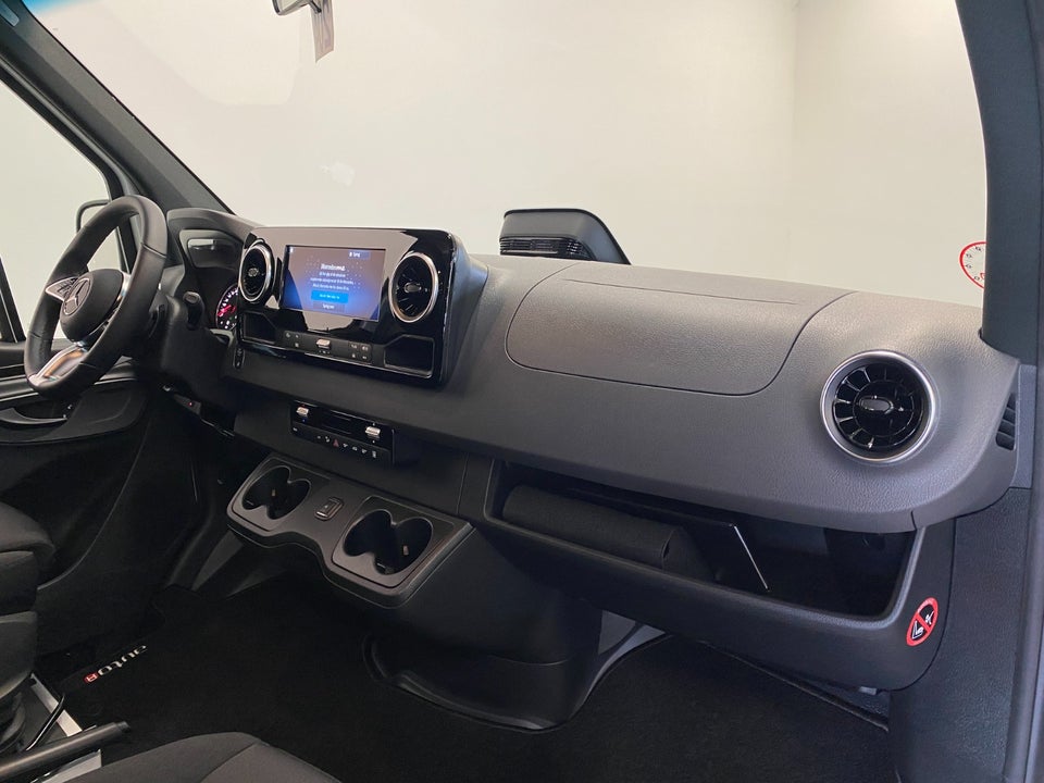 Mercedes Sprinter 317 2,0 CDi A2 Tourer PRO aut. RWD