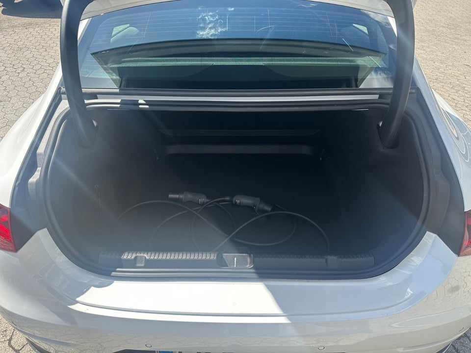 Mercedes EQE350 Electric Art 4d