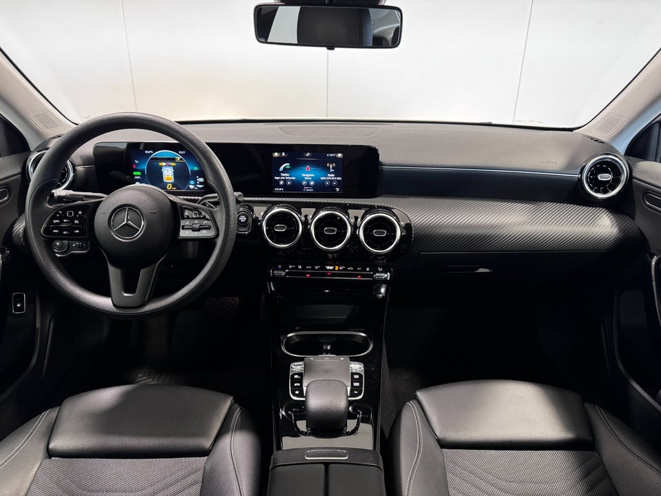 Mercedes A250 e 1,3 Progressive aut. 4d