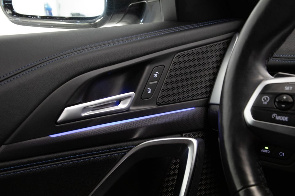 BMW iX1 xDrive30 M-Sport 5d